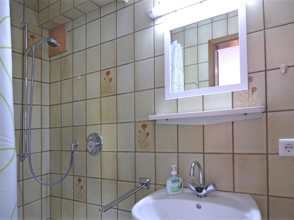Modern Apartment In Sellinghausen With Terrace Schmallenberg Dış mekan fotoğraf